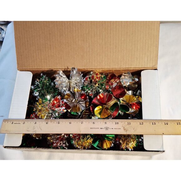 Vintage Christmas Tree Ornaments Mix Foil Pinwheels & Plastic Snowflakes 56 Pcs - Picture 6 of 6